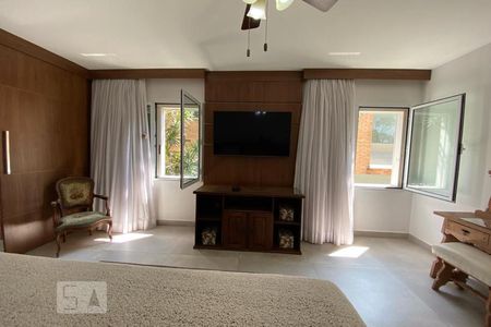 Casa à venda com 384m², 4 quartos e 4 vagasSuíte 1