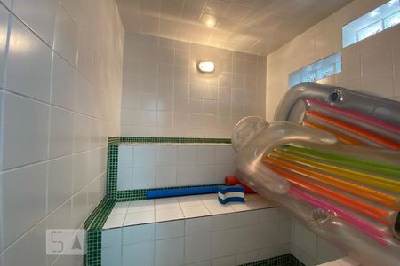 Casa à venda com 384m², 4 quartos e 4 vagasSauna
