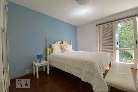 Casa à venda com 384m², 4 quartos e 4 vagasQuarto 3