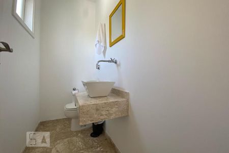 Casa à venda com 384m², 4 quartos e 4 vagasBanheiro do Escritório