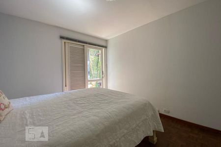 Casa à venda com 384m², 4 quartos e 4 vagasQuarto 3