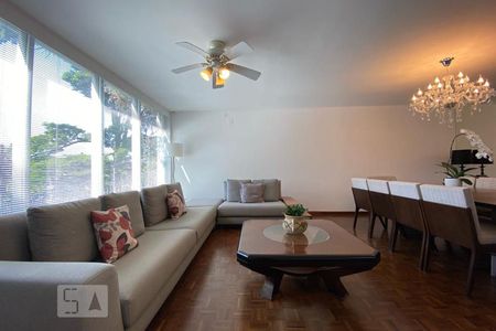 Sala de Estar de casa à venda com 4 quartos, 384m² em Vila Inah, São Paulo