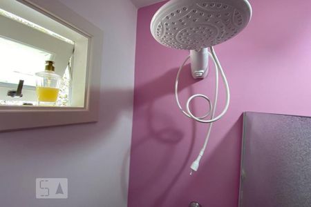 Casa à venda com 384m², 4 quartos e 4 vagasChuveiro