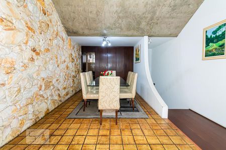 Sala de casa para alugar com 3 quartos, 300m² em Jardim Leonor Mendes de Barros, São Paulo