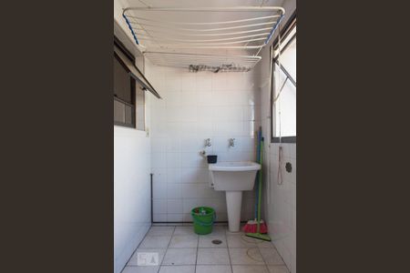 Apartamento à venda com 80m², 2 quartos e 2 vagas Apartamento à venda com 80m², 2 quartos e 2 vagasArea de Serviço