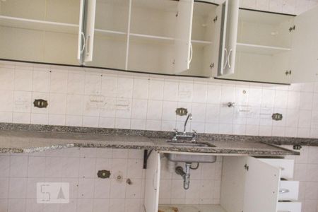 Apartamento à venda com 80m², 2 quartos e 2 vagas Apartamento à venda com 80m², 2 quartos e 2 vagasCozinha - Armários