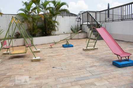 Apartamento à venda com 80m², 2 quartos e 2 vagas Apartamento à venda com 80m², 2 quartos e 2 vagasÁrea Comum - Playground