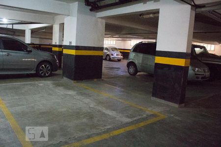 Apartamento à venda com 80m², 2 quartos e 2 vagas Apartamento à venda com 80m², 2 quartos e 2 vagasGaragem Vaga 1