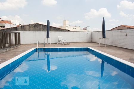 Apartamento à venda com 80m², 2 quartos e 2 vagas Apartamento à venda com 80m², 2 quartos e 2 vagasÁrea comum - Piscina