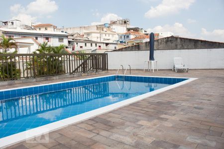 Apartamento à venda com 80m², 2 quartos e 2 vagas Apartamento à venda com 80m², 2 quartos e 2 vagasÁrea comum - Piscina