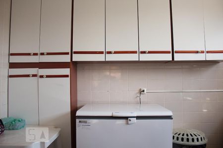 Apartamento à venda com 80m², 2 quartos e 2 vagas Apartamento à venda com 80m², 2 quartos e 2 vagasCopa Salão de Festa
