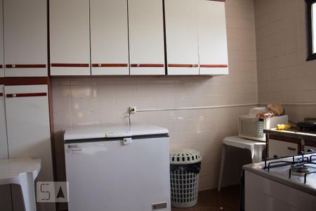 Apartamento à venda com 80m², 2 quartos e 2 vagas Apartamento à venda com 80m², 2 quartos e 2 vagasCopa Salão de Festa