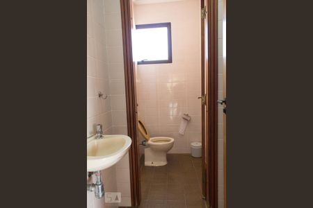 Apartamento à venda com 80m², 2 quartos e 2 vagas Apartamento à venda com 80m², 2 quartos e 2 vagasBanheiro Masculino Salão de Festa