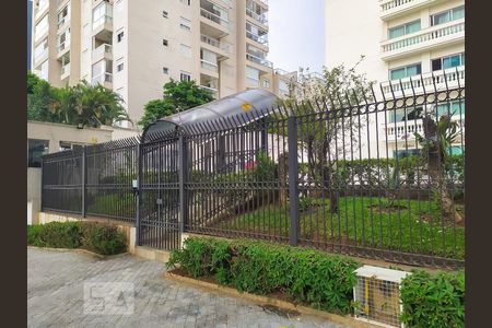 Apartamento à venda com 206m², 3 quartos e 3 vagasFachada