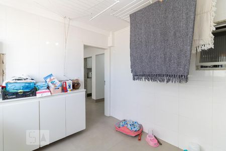 Apartamento à venda com 206m², 3 quartos e 3 vagasLavanderia