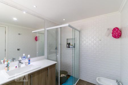 Apartamento à venda com 206m², 3 quartos e 3 vagasBanheiro da Suíte