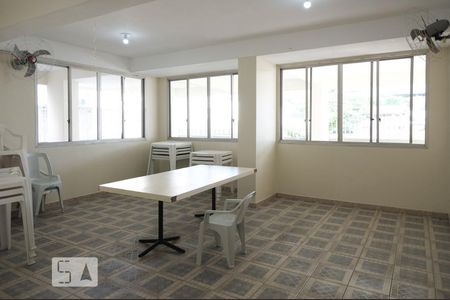 Apartamento à venda com 75m², 2 quartos e 1 vagaSalão de Festas