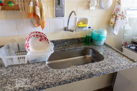 Apartamento à venda com 75m², 2 quartos e 1 vagaCozinha