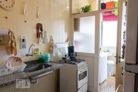 Apartamento à venda com 75m², 2 quartos e 1 vagaCozinha