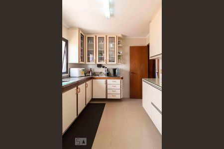 Apartamento à venda com 110m², 3 quartos e 2 vagasCozinha