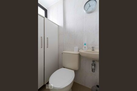 Apartamento à venda com 110m², 3 quartos e 2 vagasBanheiro de Serviço