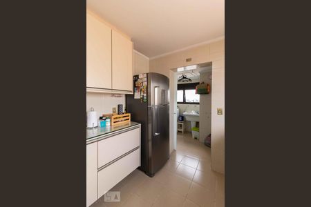 Apartamento à venda com 110m², 3 quartos e 2 vagasCozinha