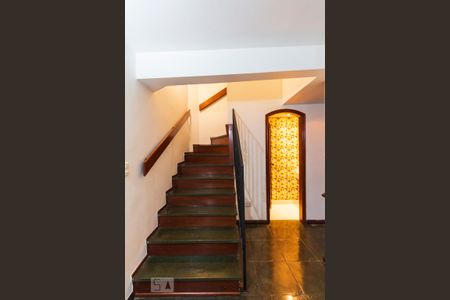 Escada de casa à venda com 4 quartos, 260m² em Parque Jabaquara, São Paulo