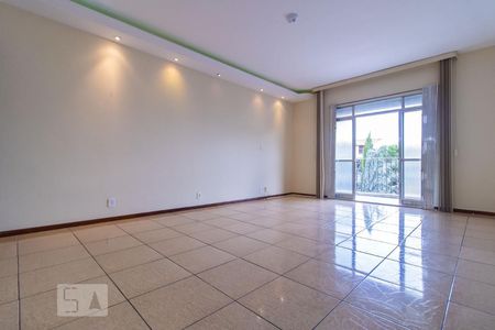 Apartamento à venda com 107m², 3 quartos e 2 vagasSala