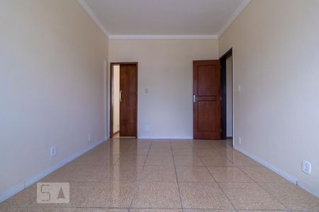 Apartamento à venda com 107m², 3 quartos e 2 vagasQuarto 2