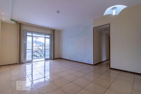 Apartamento à venda com 107m², 3 quartos e 2 vagasSala