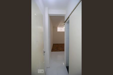Corredor de apartamento para alugar com 1 quarto, 30m² em Centro, Rio de Janeiro