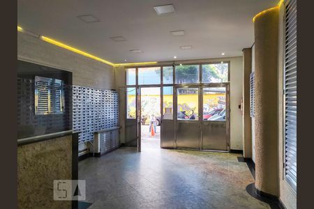 Hall de Entrada de apartamento à venda com 1 quarto, 42m² em Liberdade, São Paulo