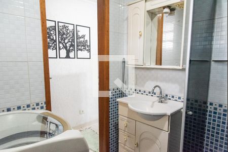 Banheiro de apartamento à venda com 1 quarto, 42m² em Liberdade, São Paulo