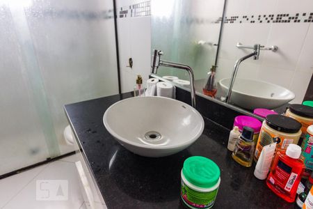 Banheiro de casa à venda com 2 quartos, 130m² em Imirim, São Paulo