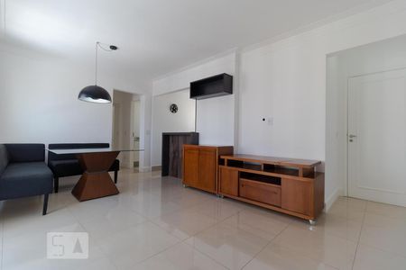 Sala de Tv e Sala de Jantar de apartamento para alugar com 2 quartos, 70m² em Mansões Santo Antônio, Campinas