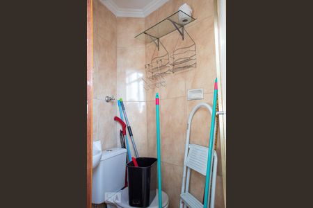 Apartamento à venda com 70m², 2 quartos e sem vagaBanheiro de Serviço