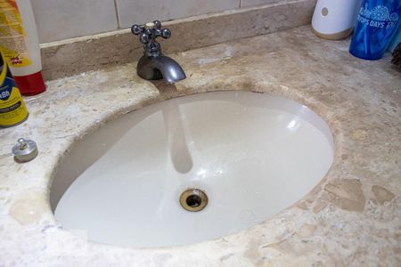 Apartamento à venda com 70m², 2 quartos e sem vagaBanheiro -  Detalhe