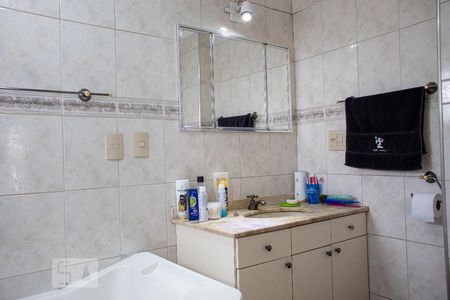 Apartamento à venda com 70m², 2 quartos e sem vagaBanheiro