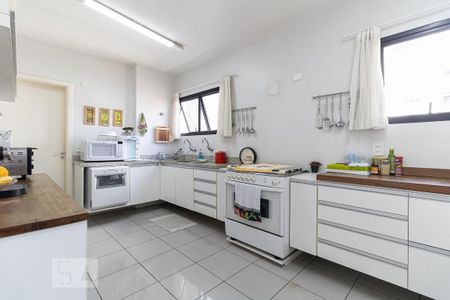 Apartamento à venda com 167m², 3 quartos e 3 vagasCozinha