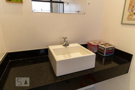 Apartamento à venda com 167m², 3 quartos e 3 vagasBanheiro da Suíte 2