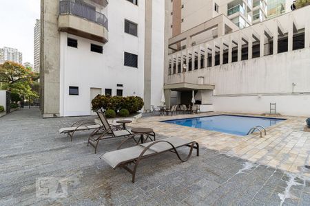 Apartamento à venda com 167m², 3 quartos e 3 vagasPiscina