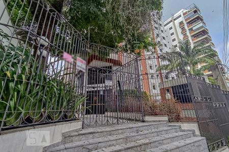 Apartamento à venda com 167m², 3 quartos e 3 vagasFachada