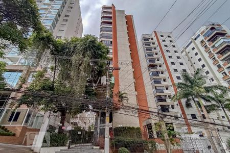 Apartamento à venda com 167m², 3 quartos e 3 vagasFachada