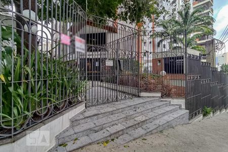 Apartamento à venda com 167m², 3 quartos e 3 vagasFachada