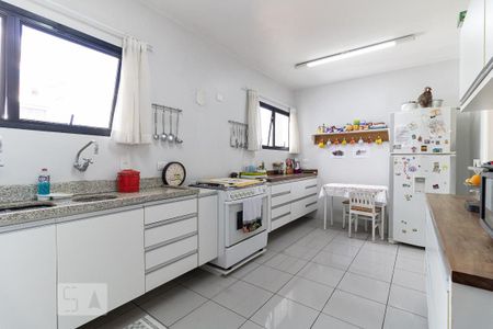 Apartamento à venda com 167m², 3 quartos e 3 vagasCozinha