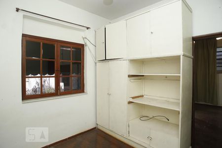 Quarto 1 de casa à venda com 2 quartos, 60m² em Grajau, Rio de Janeiro
