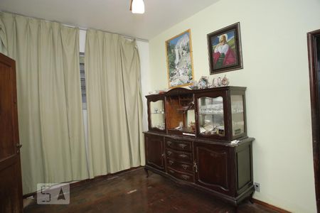 Sala de casa à venda com 2 quartos, 60m² em Grajau, Rio de Janeiro