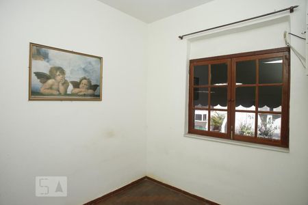 Quarto 1 de casa à venda com 2 quartos, 60m² em Grajau, Rio de Janeiro