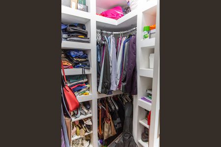 Apartamento à venda com 106m², 3 quartos e 3 vagasCloset 