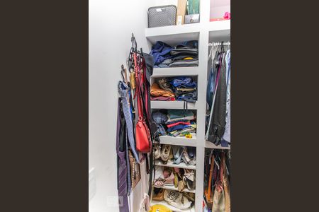 Apartamento à venda com 106m², 3 quartos e 3 vagasCloset